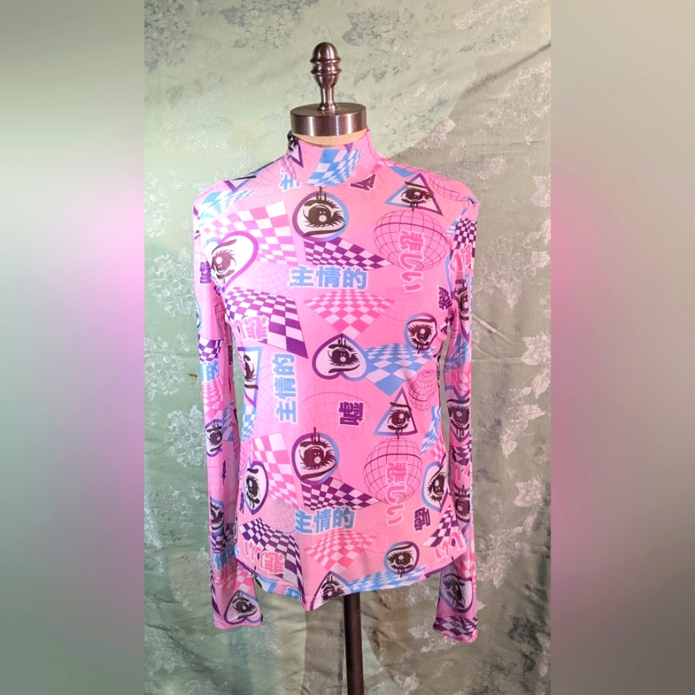 Hot topic Long sleeve Pink printed top w/ Cami Medium
